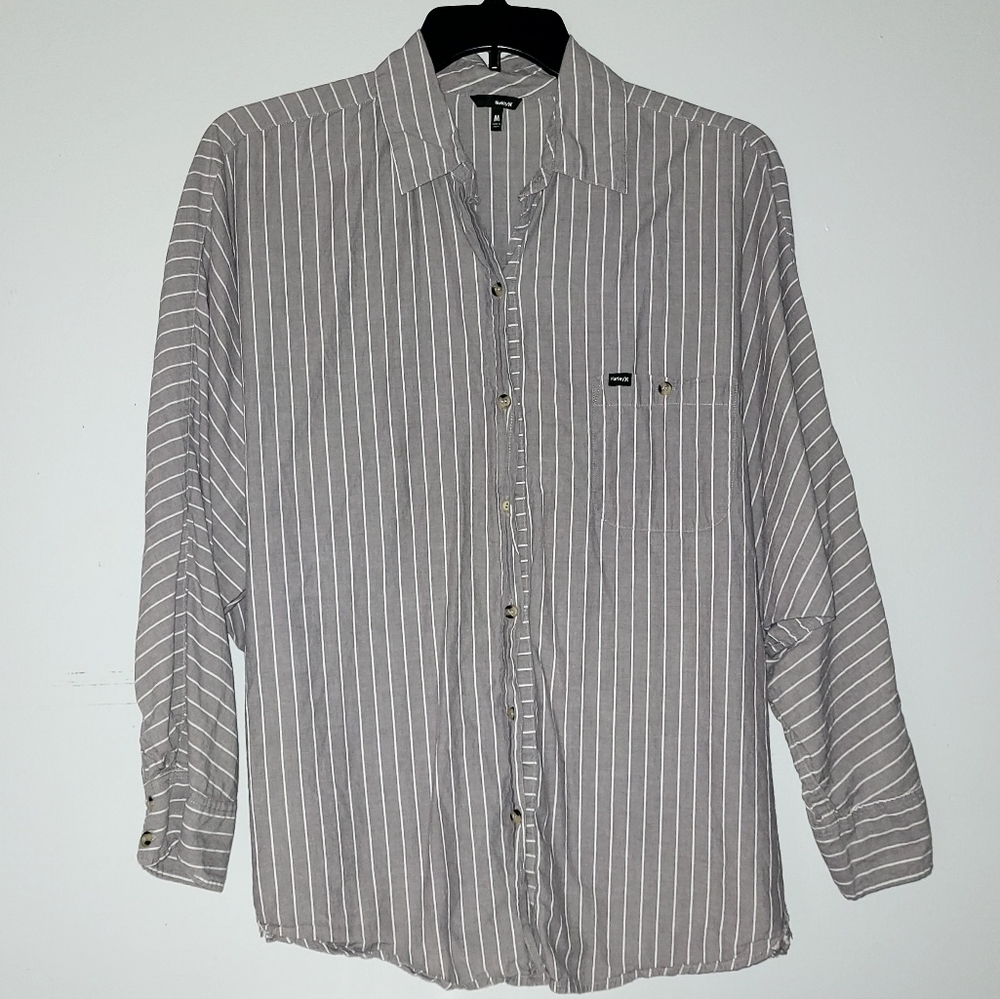Vintage Hurley Women’s Button Down Batwing Long Sleeve